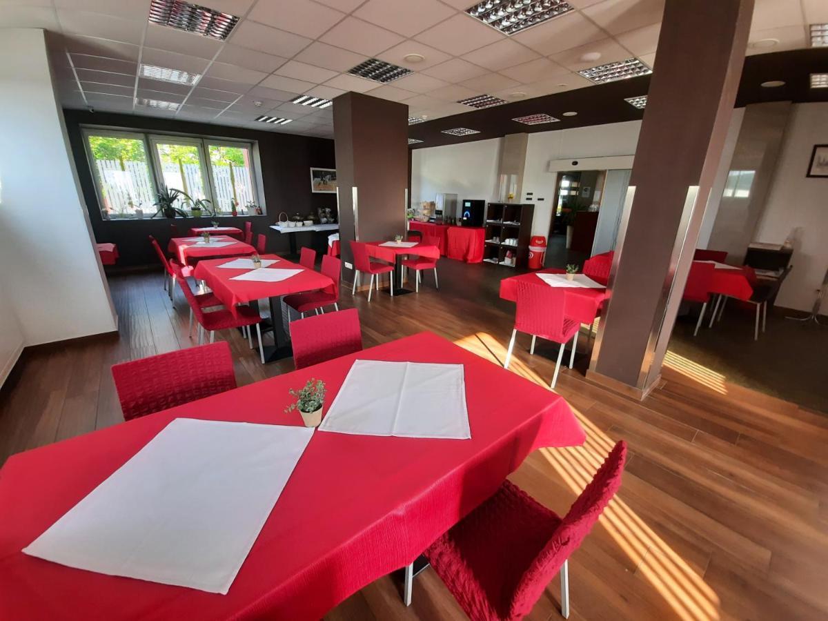 Hotel Prunk Sežana Zewnętrze zdjęcie