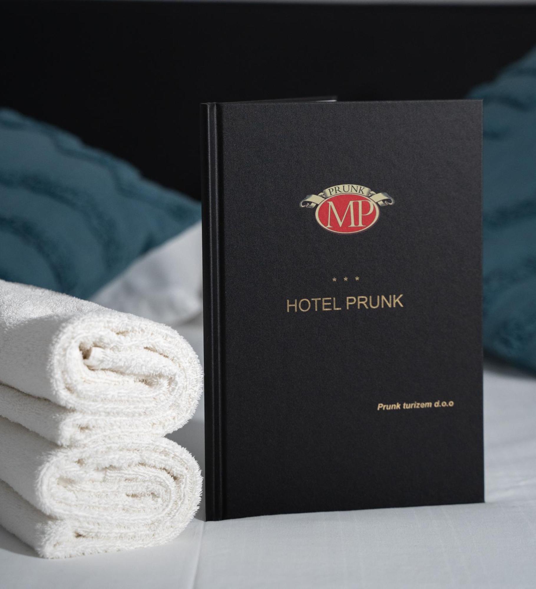 Hotel Prunk Sežana Zewnętrze zdjęcie